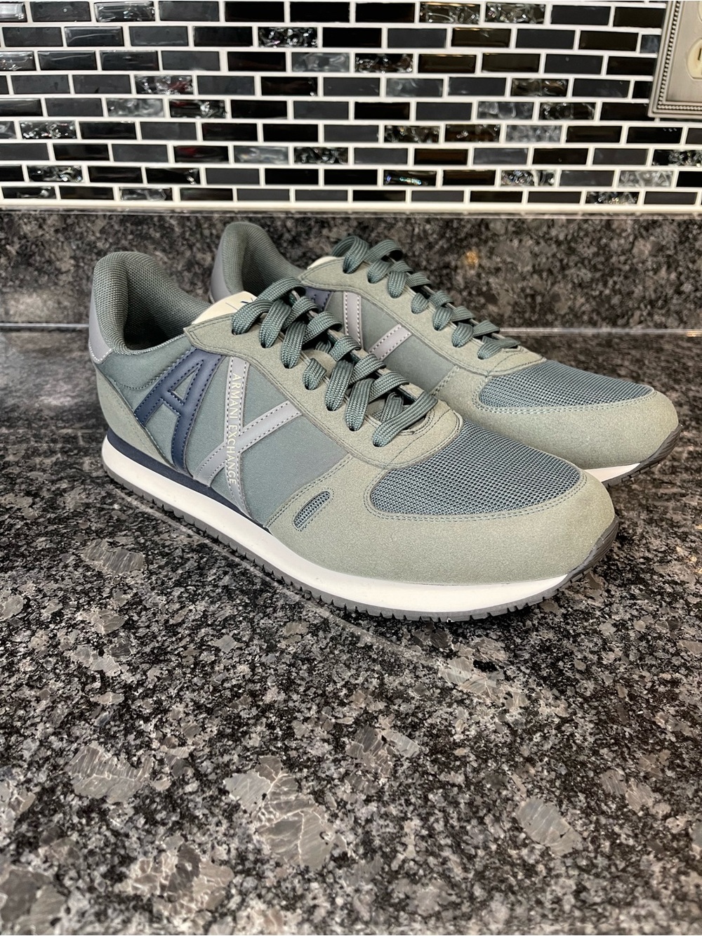 Armani Exchange Men's Rio, Essential, Side Logo Sneake size 11